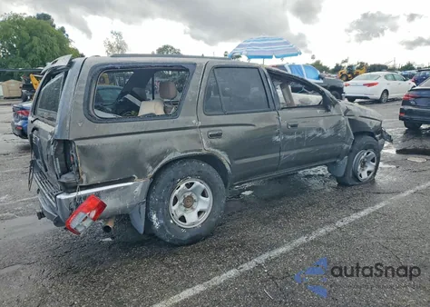 1998 Toyota 4Runner Sr5 z USA, uszkodzony, nr VIN JT3GN86R3W0073817